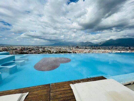 Deluxe Flat With Garden_Tirana Apartment Екстериор снимка