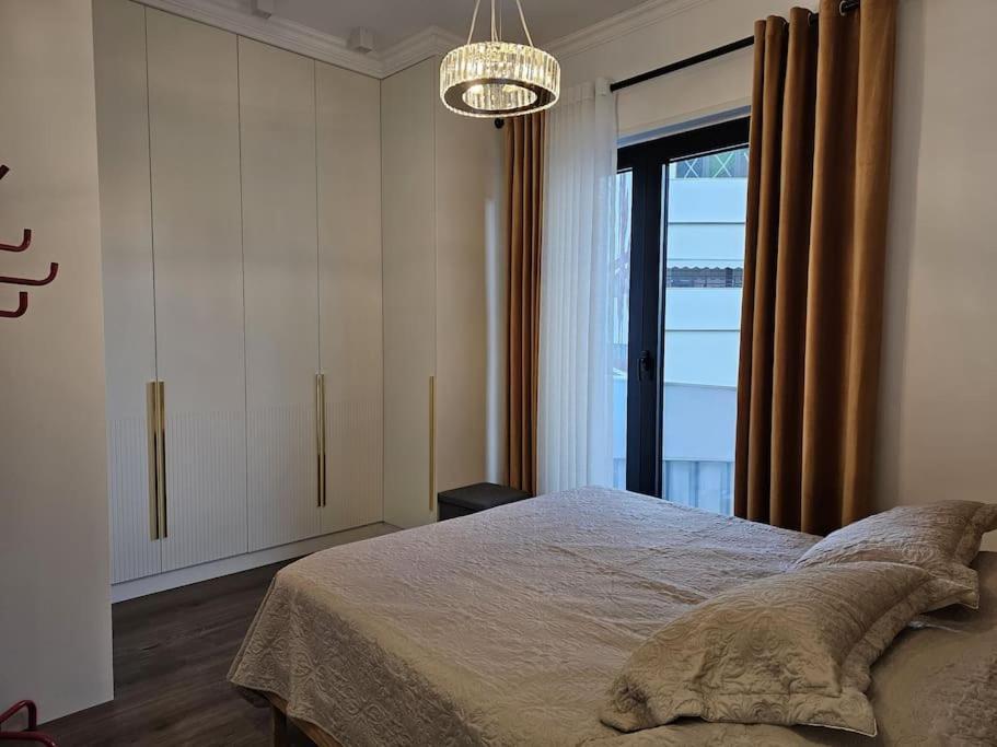 Deluxe Flat With Garden_Tirana Apartment Екстериор снимка